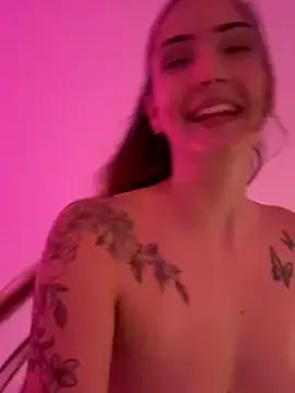 Sugarlina on StripChat