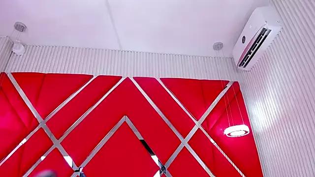 Freechat SusanCouper on StripChat