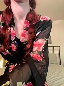 SusieandLacey on StripChat