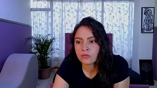 Private sweet_ahinara on StripChat