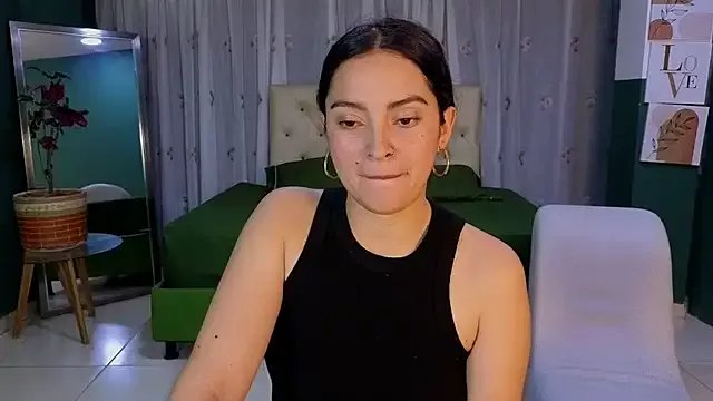 Private sweet_ahinara on StripChat