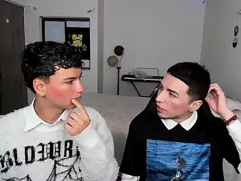 sweet_boys_xx on StripChat 