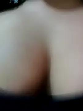 Sweet_Lucyy on StripChat 