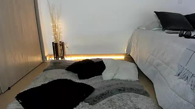 TatianaRico on StripChat 