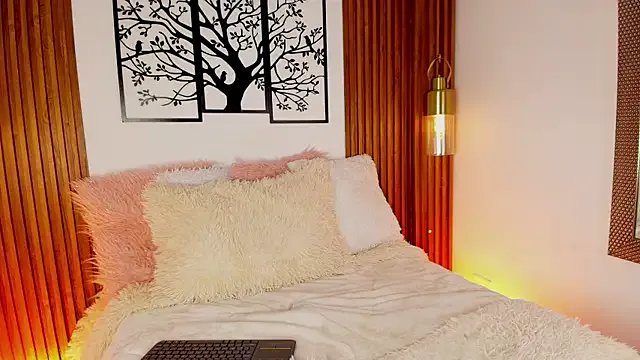 Taylor_Snow — SPANK ASS x15