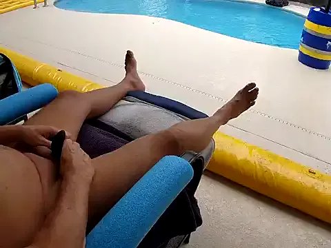 Freechat theclubist111 on StripChat