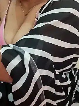 thelustybitch on StripChat