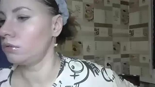 TherestlessKitty on StripChat 