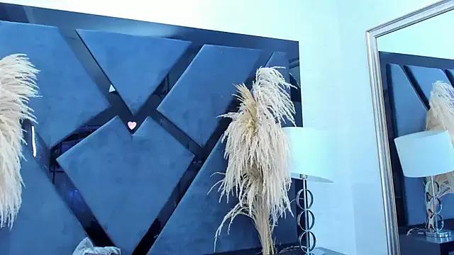 TiaraRosse on StripChat 