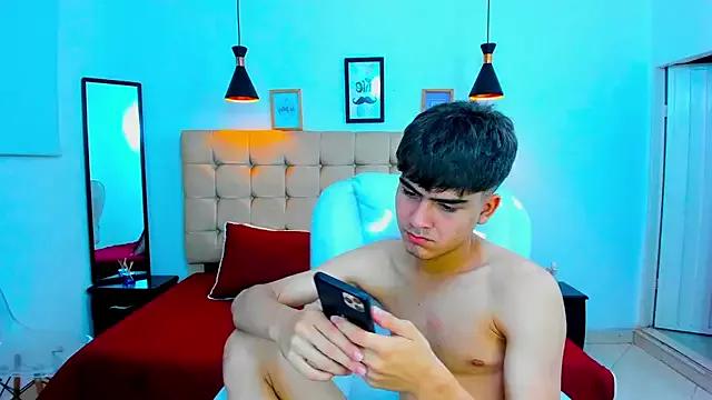 Tommy18__ on StripChat 