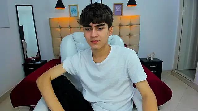 Tommy18__ on StripChat