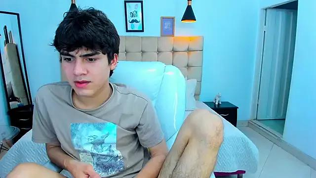 Tommy18__ on StripChat 