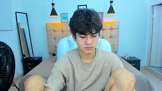 Tommy18__ on StripChat 