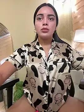 TS-SimplyTheBest on StripChat 