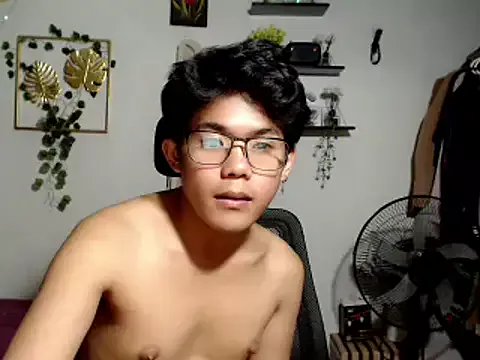 Freechat twink_asianbunny on StripChat