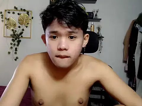 Freechat twink_asianbunny on StripChat