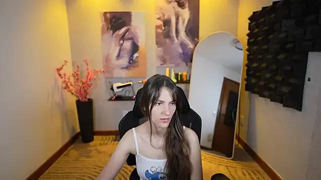 Private upssnowy on StripChat