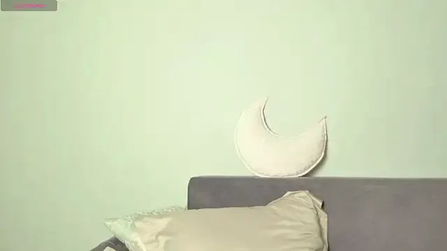 ur_shy_bambi — 2 fingers in pussy