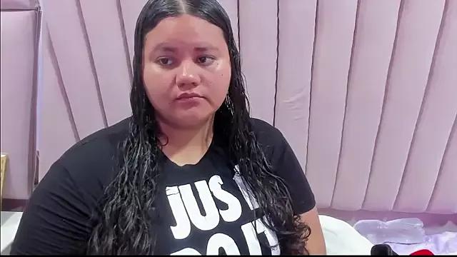 ValenTitis on StripChat