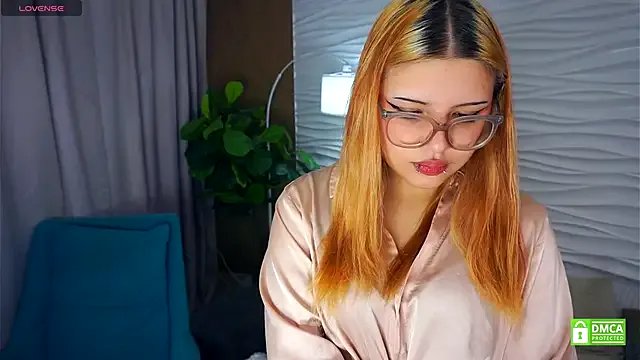 VerniceEngelking — tease with tongue