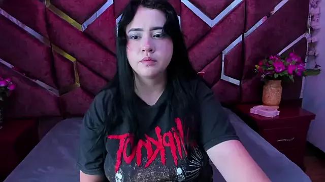 Victoria_Rossy on StripChat 