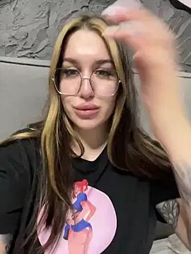 VikiDemini from StripChat