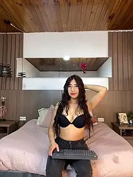 Freechat Violet_carson on StripChat
