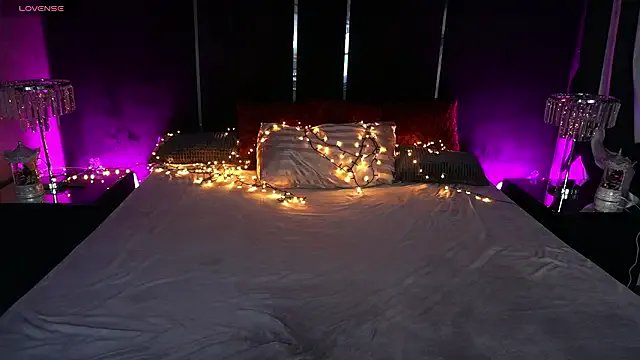 VixenMuse — red sexy lingerie