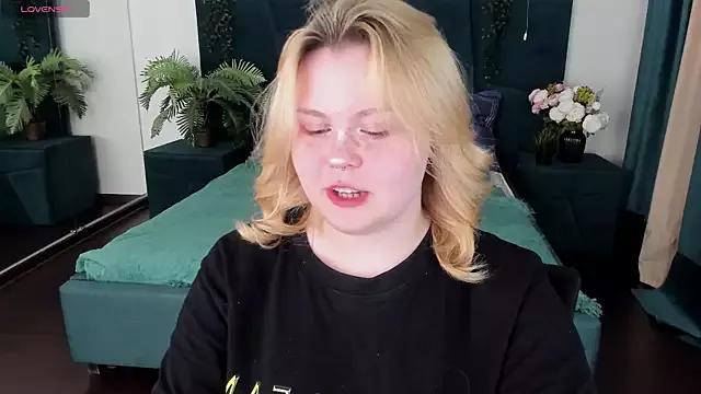 Wind_ranger on StripChat 