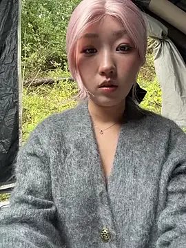 winter11 on StripChat