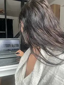 wwwdddccc1 — Fuck pussy with fuck machine