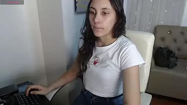 Freechat xlunna on StripChat