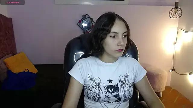 Freechat xlunna on StripChat