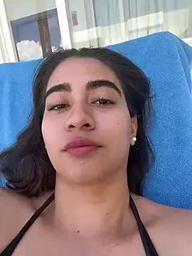 ZarahEvans on StripChat 